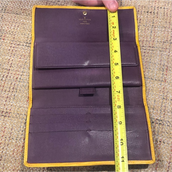 LOUIS VUITTON Sarah International Wallet Yellow epi leather Trifold Full Length - Picture 4 of 14